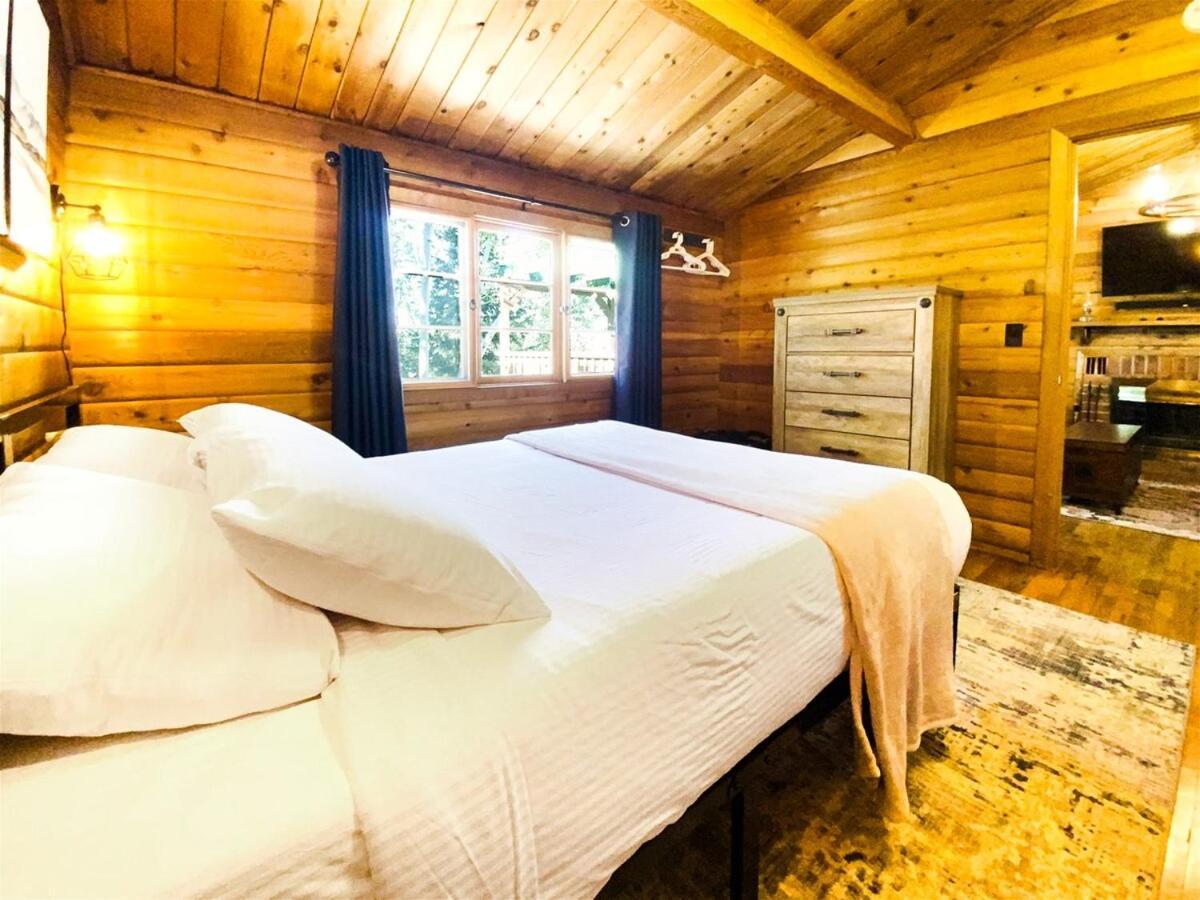Village Vibes Deck And Bbq Duck Creek Village Exterior foto